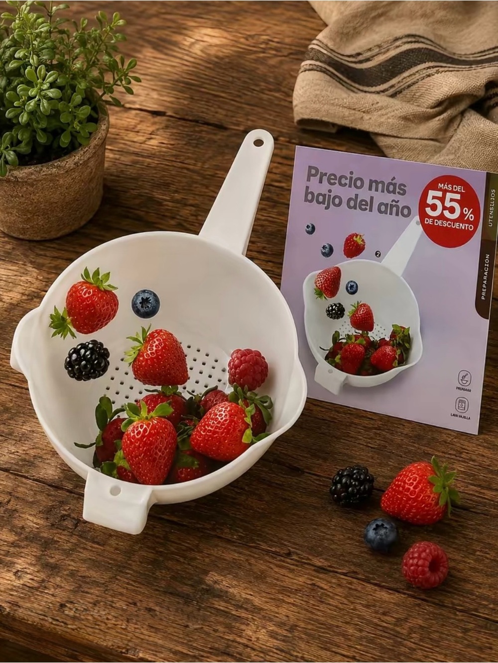 Tupperware White Kitchen Handheld Colander Strainer small